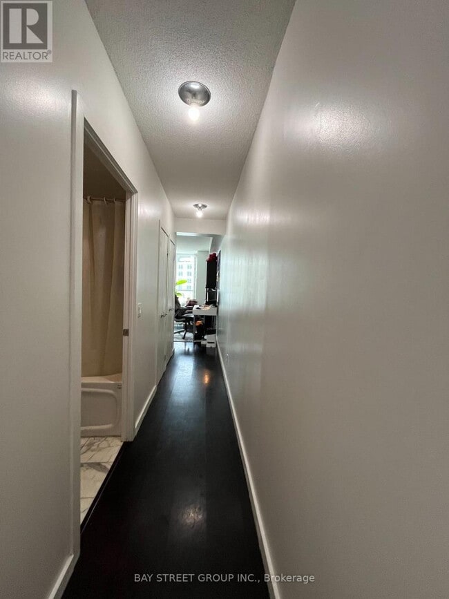 Building Photo - 218 Queens Quay W