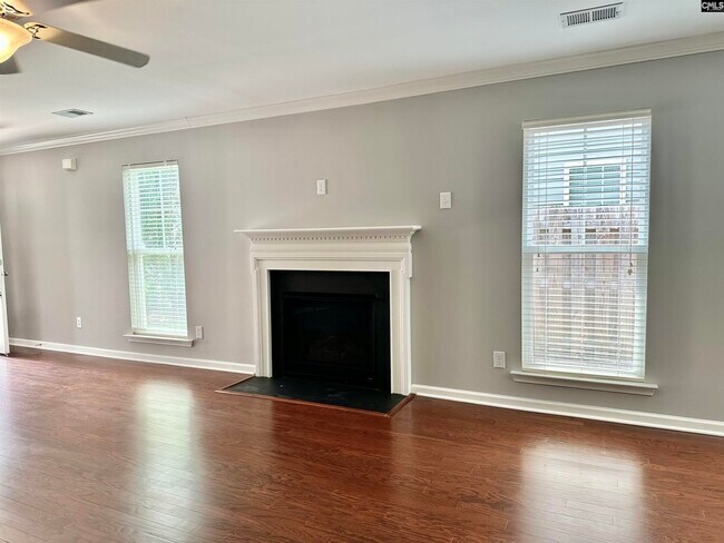 Foto del edificio - 170 Springhaven Dr