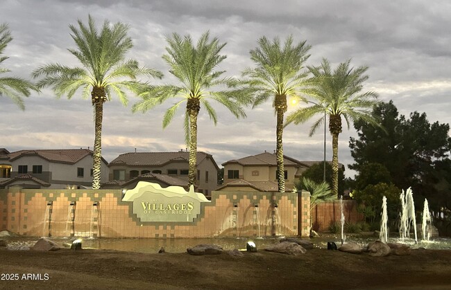 Foto del edificio - 10226 E Lakeview Ave