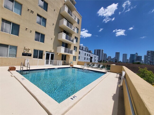 Foto del edificio - 119 SW 6th Ave