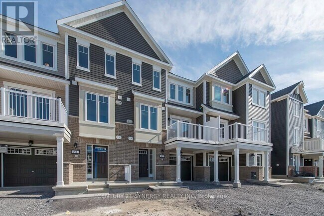 Photo du bâtiment - 82 Feathertop Ln