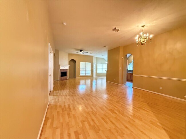 Foto del edificio - 11115 Creekline Green Ct