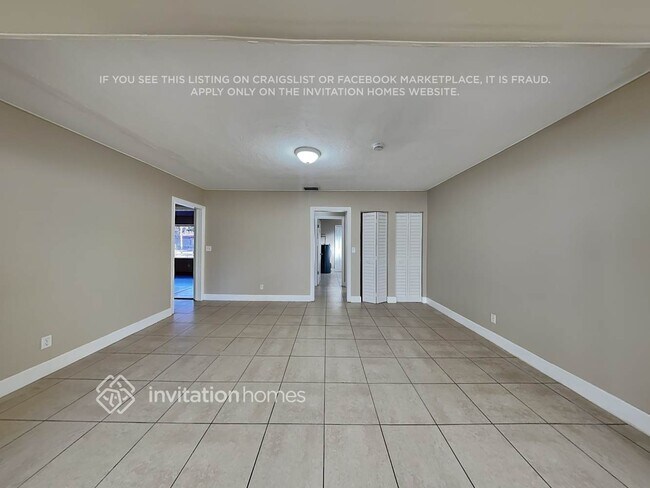 Foto del edificio - 4710 Madison St