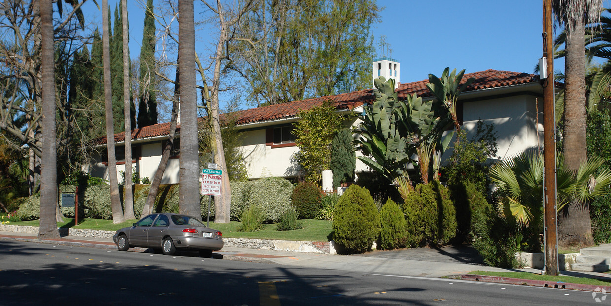 Building Photo - Casa California Apartments