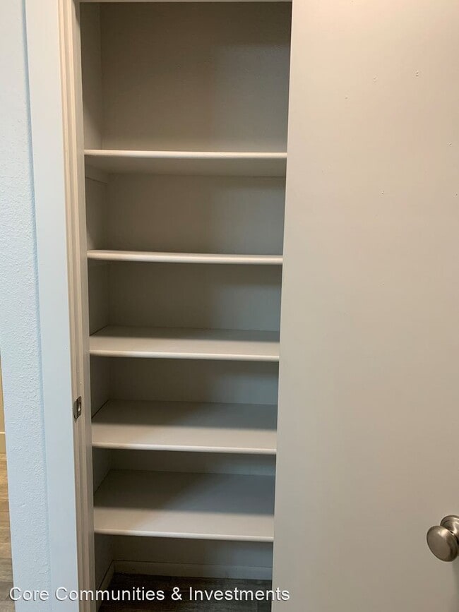 Building Photo - 130 S 900 E