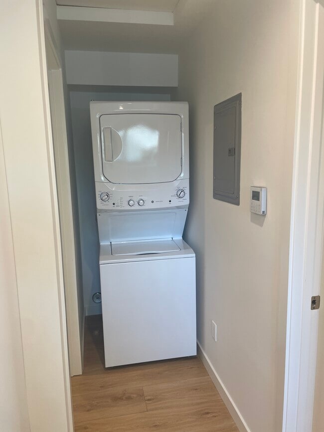 Building Photo - 22261 Haynes St