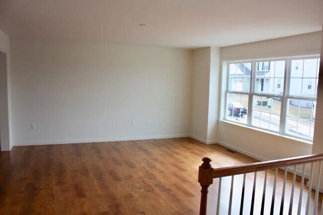 Foto del edificio - 760 Oak Leaf Ln