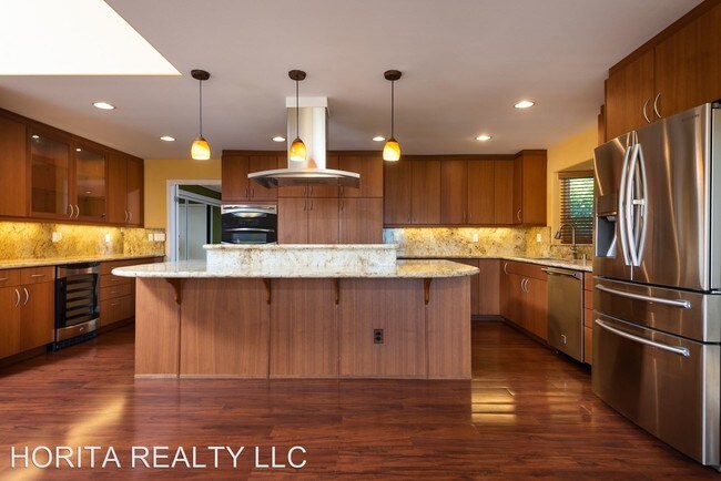 Foto del edificio - 4 br, 2 bath House - 98-1039 Kaonohi St.