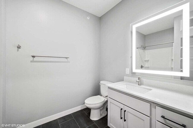 Interior Photo - Lago Apartments