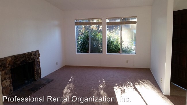 Building Photo - 6603 Montecito Blvd