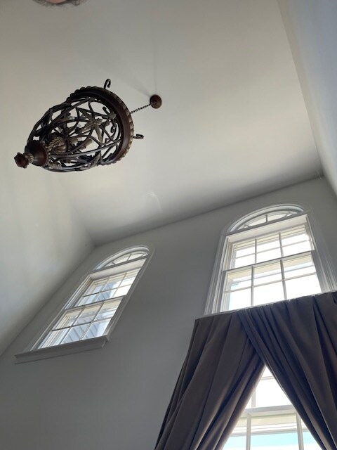 Building Photo - 121 Summerhill Ct