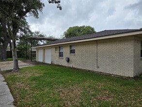 Building Photo - 4218 Ember Ln