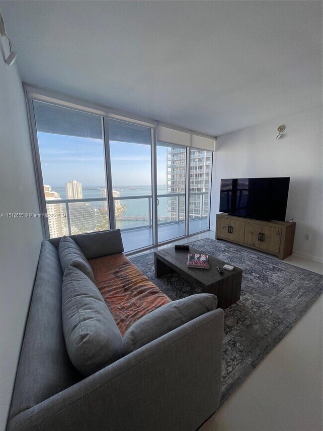 Foto del edificio - 465 Brickell Ave