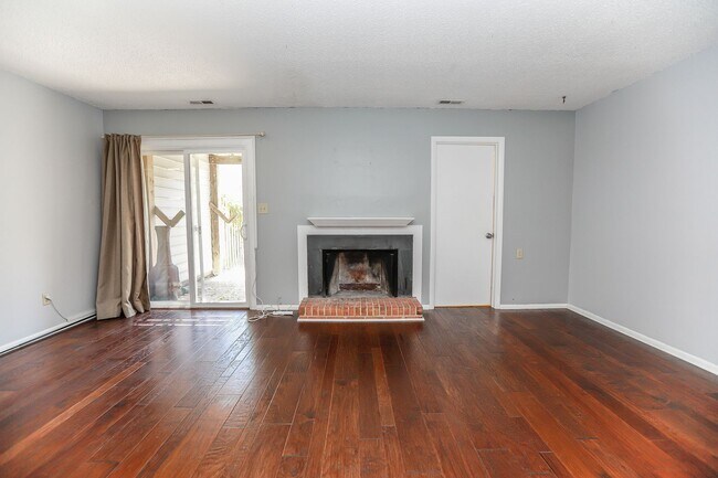 Building Photo - 2 Bedroom Beach Townhome for rent in Virgi...