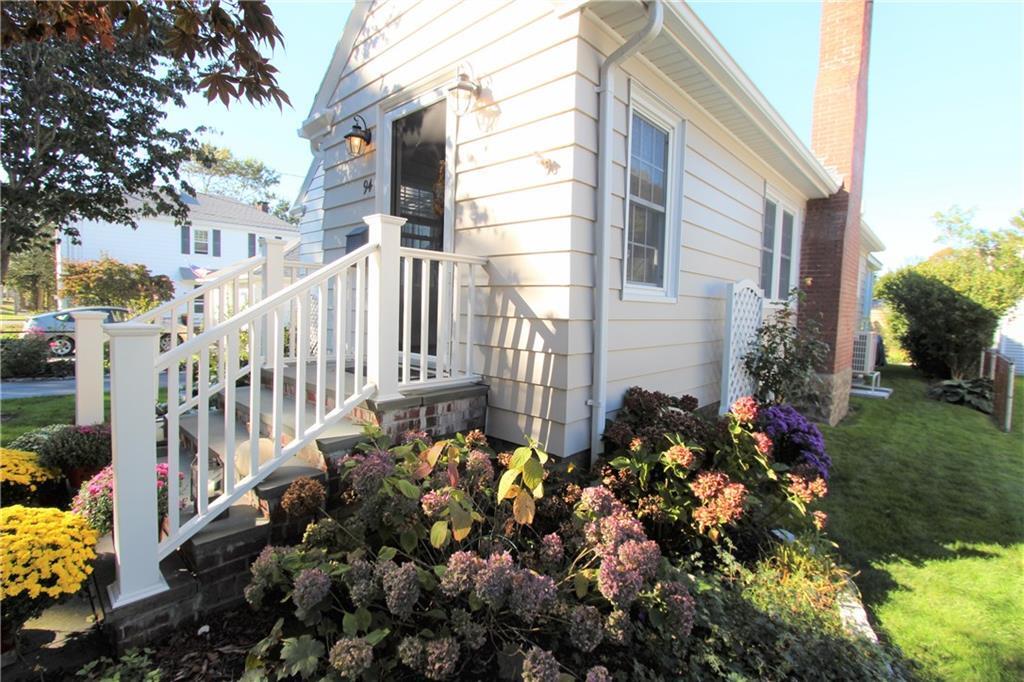 94 Ruggles Ave, Newport, RI 02840 House Rental in Newport, RI