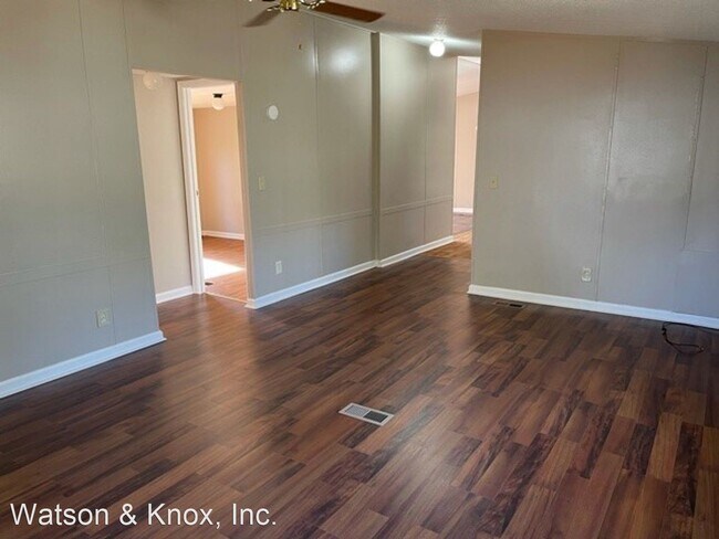 Foto del edificio - 3 br, 2 bath House - 210 Jones Rd