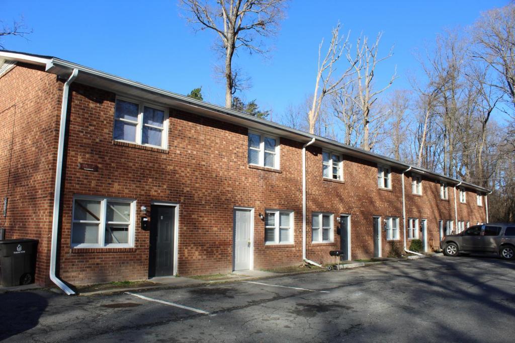 Primary Photo - 1129 Conley St