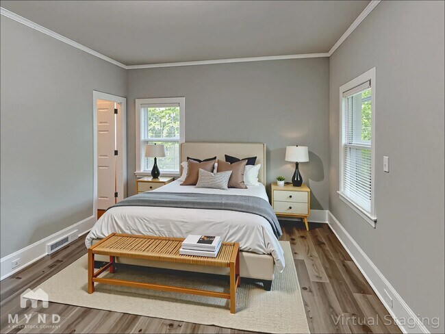 Foto del edificio - 127 Forest Hills Dr