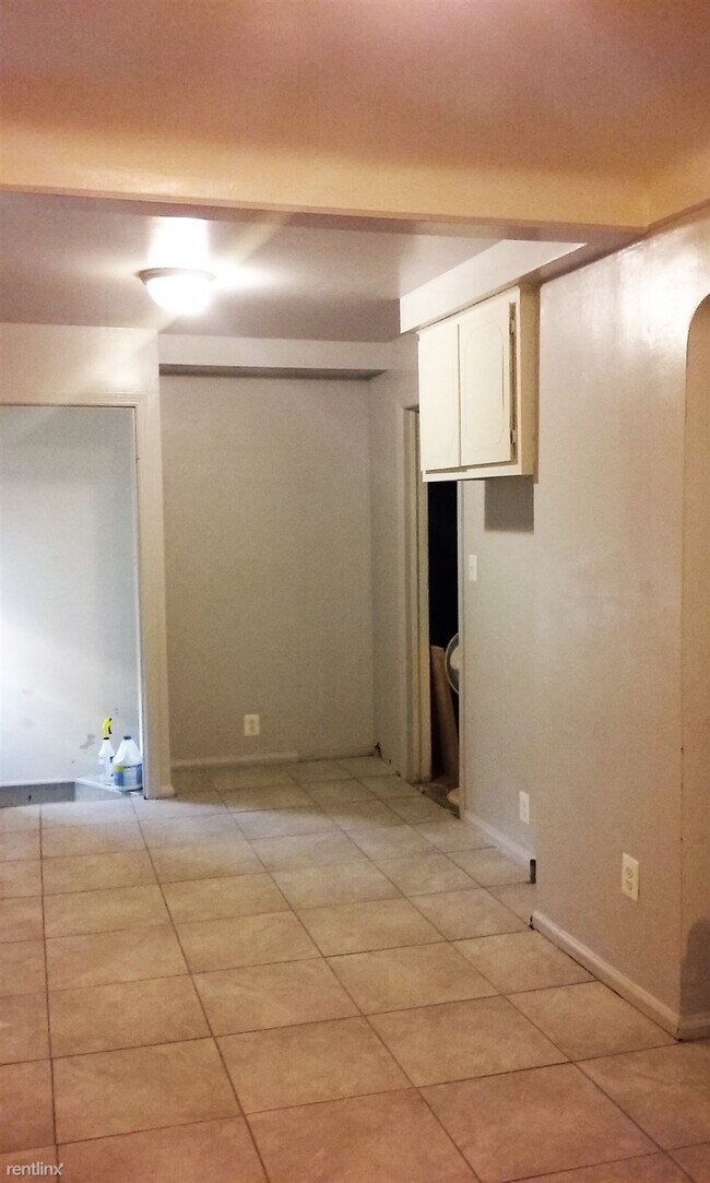 Building Photo - 3 br, 2 bath House - 16892 Carlisle St
