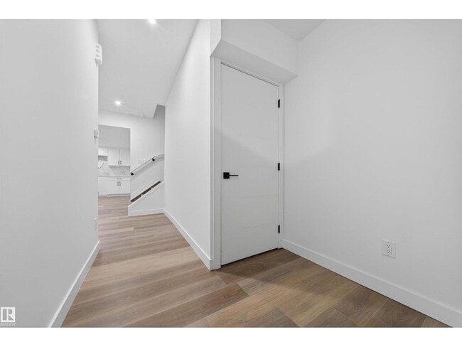 Building Photo - 5213-104A 104a St NW
