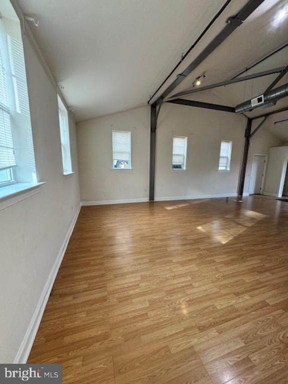 Building Photo - 85 Valley Rd