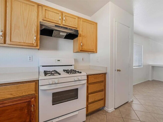 Foto del edificio - 5021 Drifting Pebble St