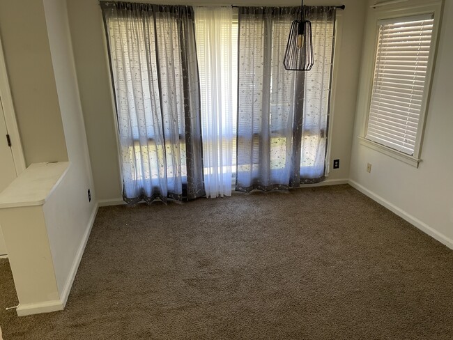 Dining Room - 2641 Japonica Dr