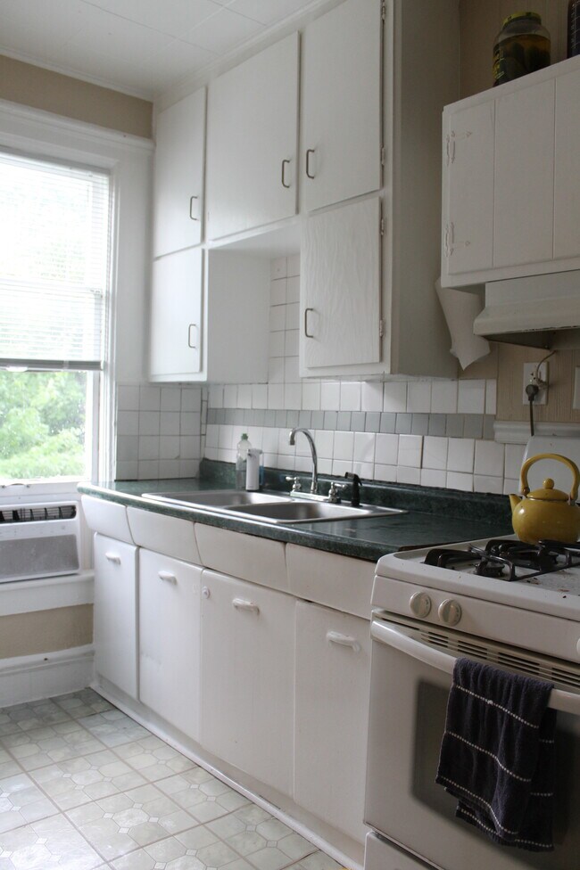 Foto del edificio - 843 2nd St NW