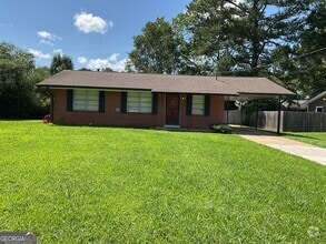 Building Photo - 15 Lindsey Terrace