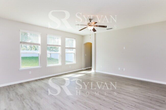 Building Photo - At Last, This Is What You Have Been Searching For!