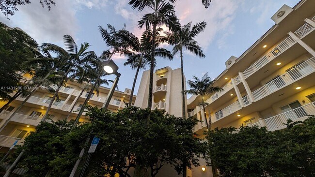 Building Photo - 3600 Oaks Clubhouse Dr