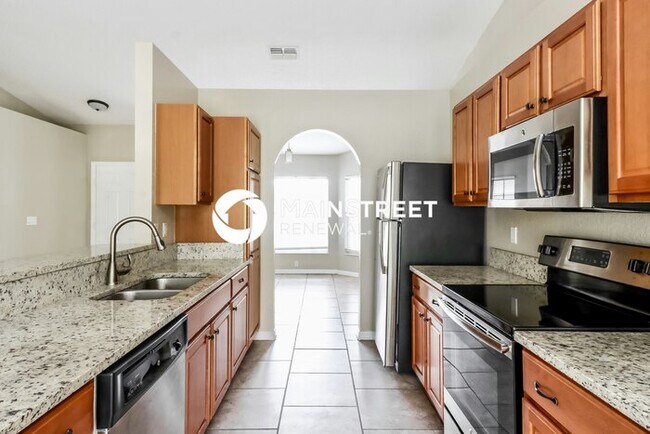 Building Photo - 3 Bedroom Pet-Friendly Home in Spring Hill, FL with Main Street Renewal