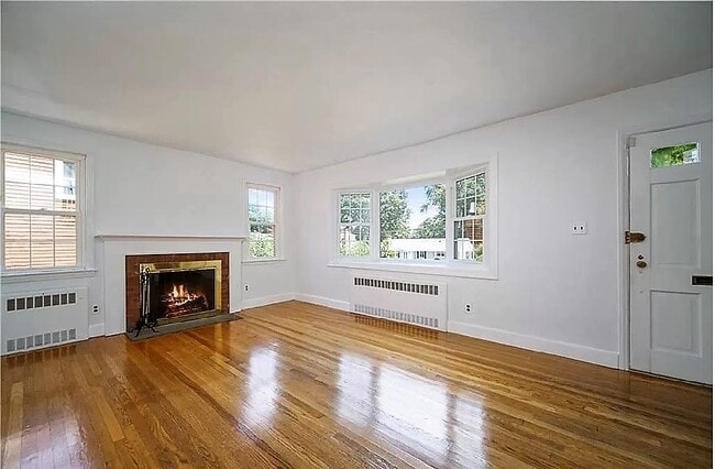 Living Rm w/fireplace - 66 Knox Rd