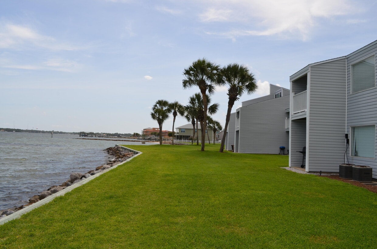 101 Old Ferry Rd Unit 2D, Shalimar, FL 32579 Condo for Rent in