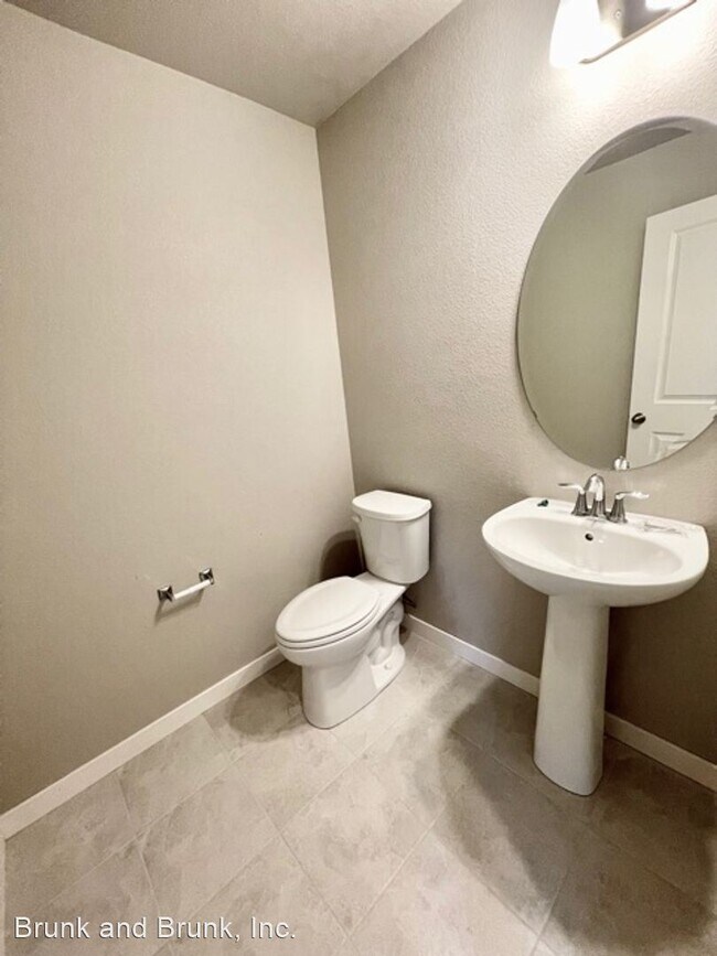 Foto del edificio - 4 br, 3.5 bath House - 7677 Frigid Air Point