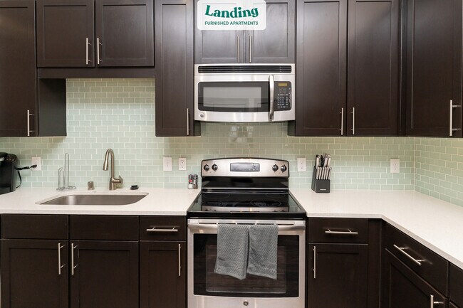 Building Photo - 3700 Mapleshade Ln