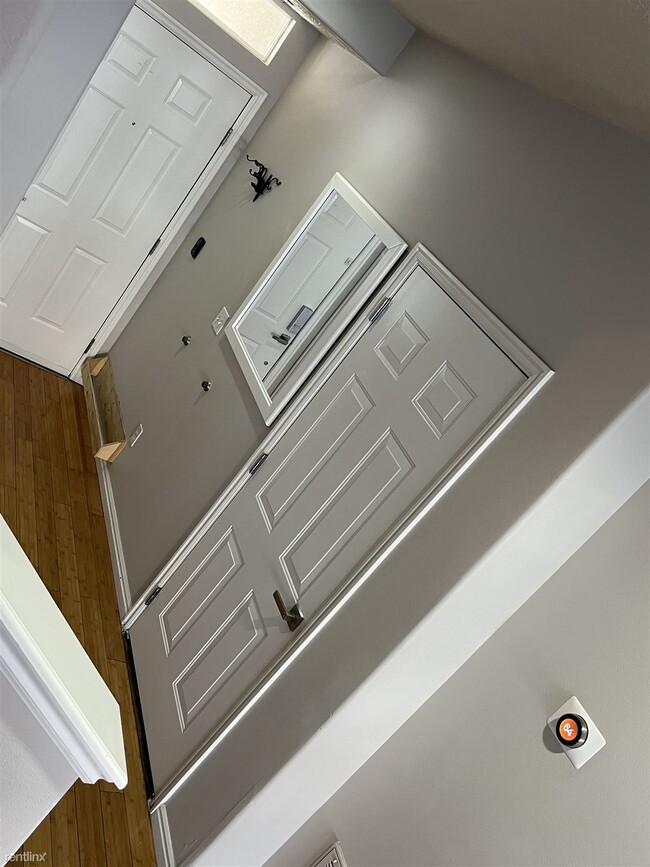 Foto del edificio - 3 br, 2.5 bath Townhome - 1560 Vivante Way...