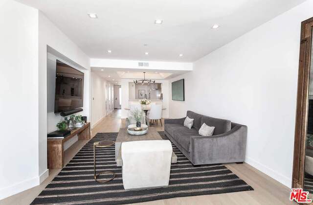 Foto del edificio - 110 Ocean Park Blvd