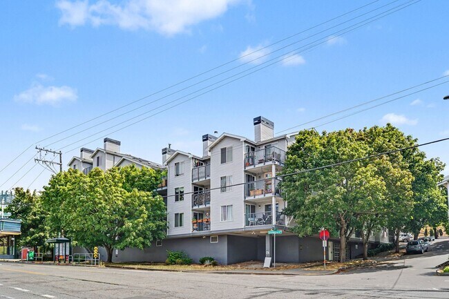 Foto del edificio - 9200 Greenwood Ave N