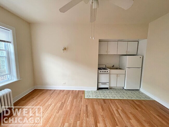 Foto del edificio - 6912 N Lakewood Ave