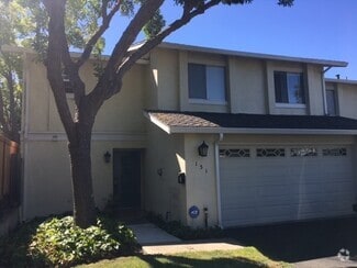 Building Photo - 131 Fountainhead Ct
