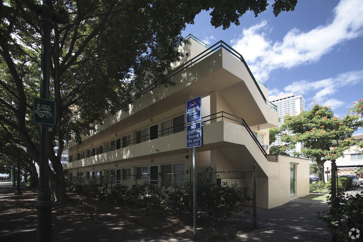 1868 Ala Wai Blvd, Honolulu, HI 96815 Apartments in Honolulu, HI