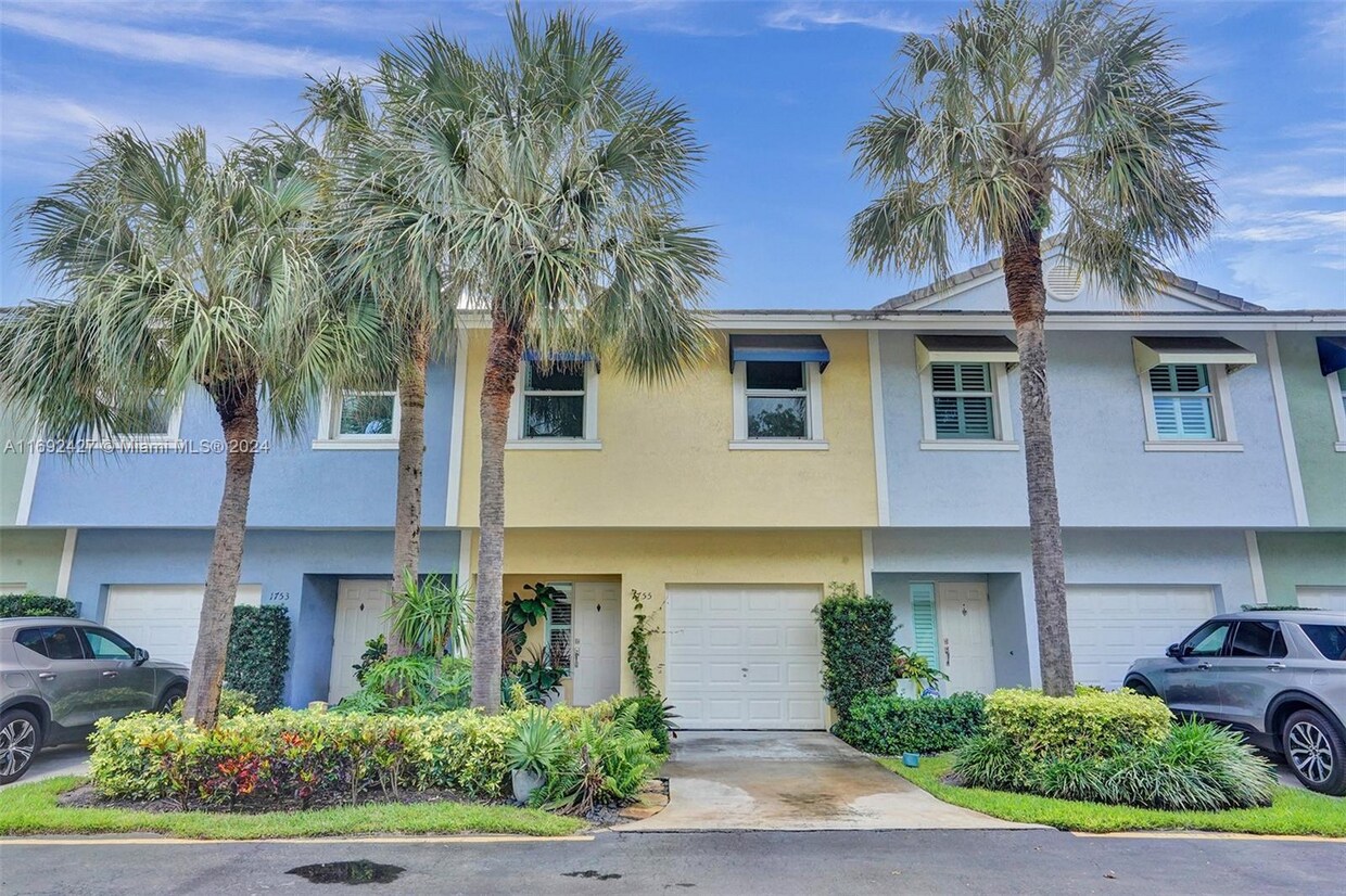 Foto principal - 1755 NE 4th Ave