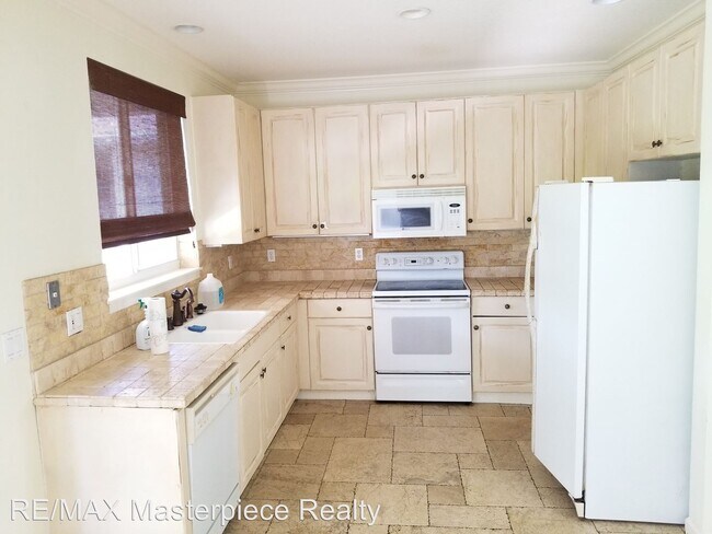 Building Photo - 3 br, 2.5 bath House - 3094 SW Solitaire Palm
