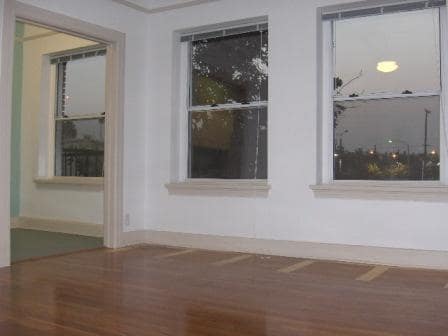 Building Photo - 1434 Santa Monica Blvd