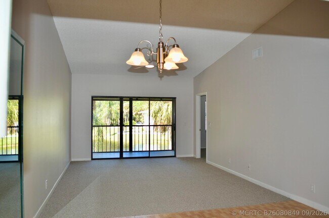 Building Photo - 301 Sabal Ridge Cir