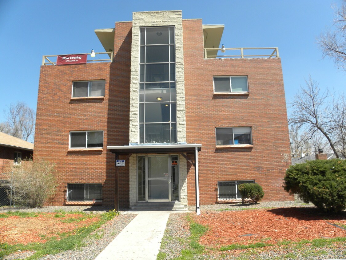 Primary Photo - 1650 Boston St