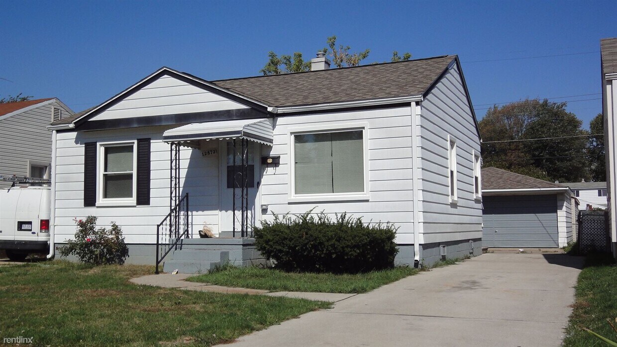 Primary Photo - 3 br, 1 bath House - 12873 Prospect Ave