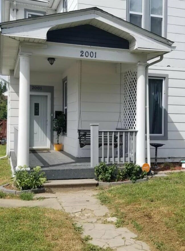 Building Photo - 2001 Mitchell Ave