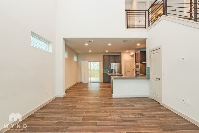 Foto del edificio - 9717 Evening Canopy Dr